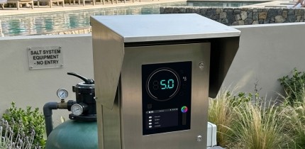 太陽光で読み取り可能な5_屋外プールオートメーション用工業用タッチディスプレイ