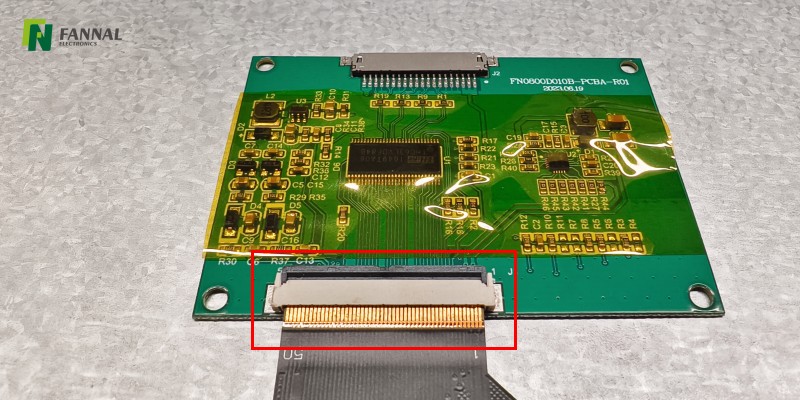 ZIF コネクタとは何ですか? なぜ TFT LCD モジュールで使用されるのですか?